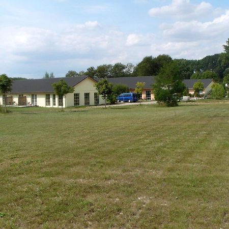 Ferienpark Aparthotel Seeland Schadeleben エクステリア 写真