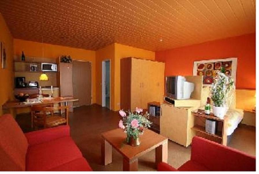 Ferienpark Aparthotel Seeland Schadeleben エクステリア 写真